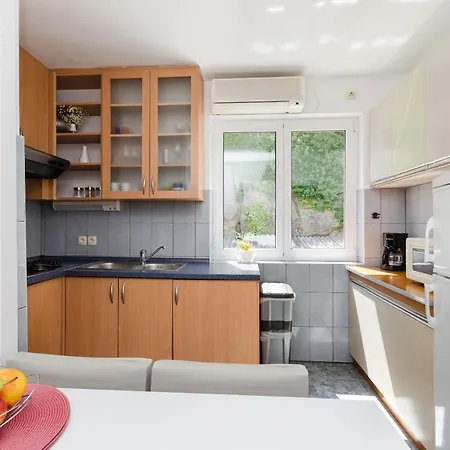 Apartman Andrej Rab Town